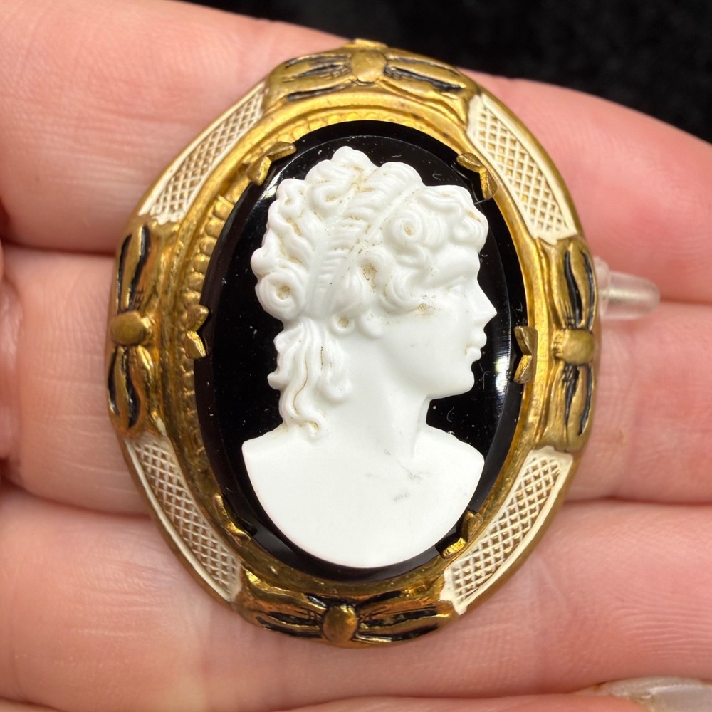 Vintage Cameo Brooch Black and White Portrait Bows